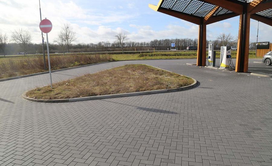 Elektrotankstelle FASTNED