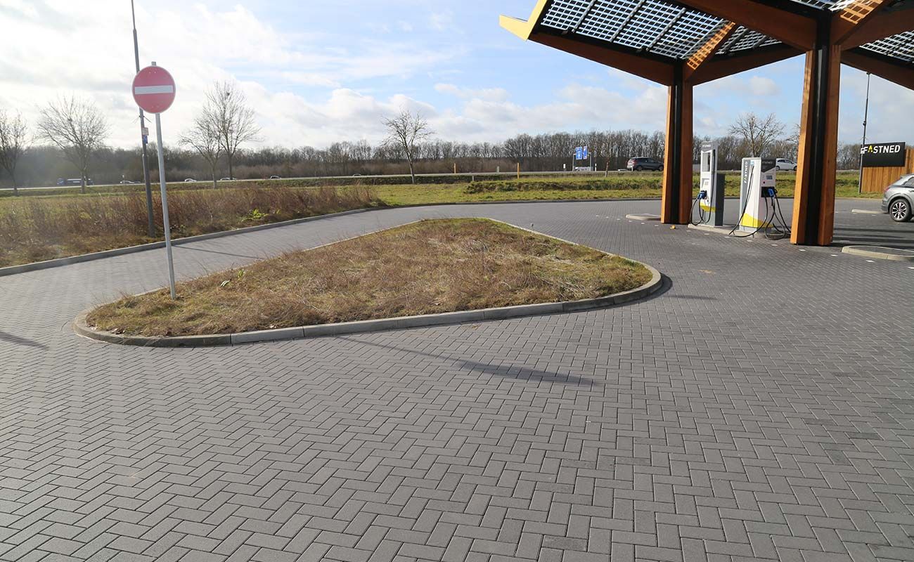 Elektrotankstelle FASTNED